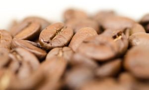 Read more about the article Cafeina sau cofeina. Ce să alegi când mergi la sală